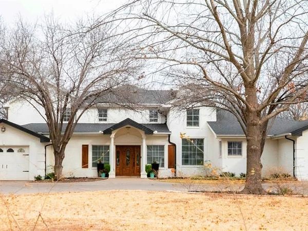 917 East Street, Graham, TX 76450