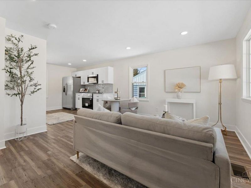 3373 Kathy Lane, Cincinnati, OH 45238 Photo 8