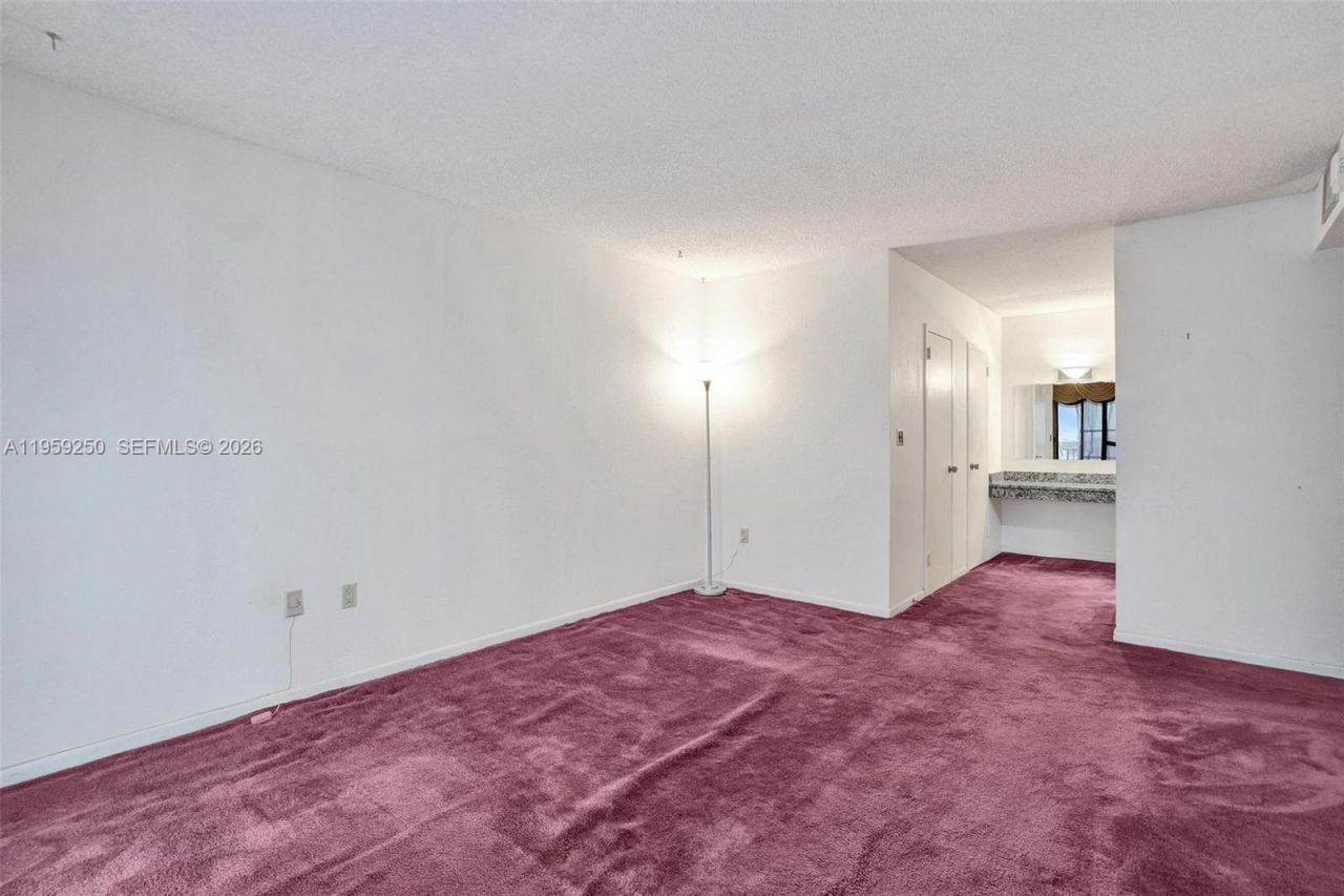 322 Buchanan St , Unit 506, Hollywood, FL 33019 Photo