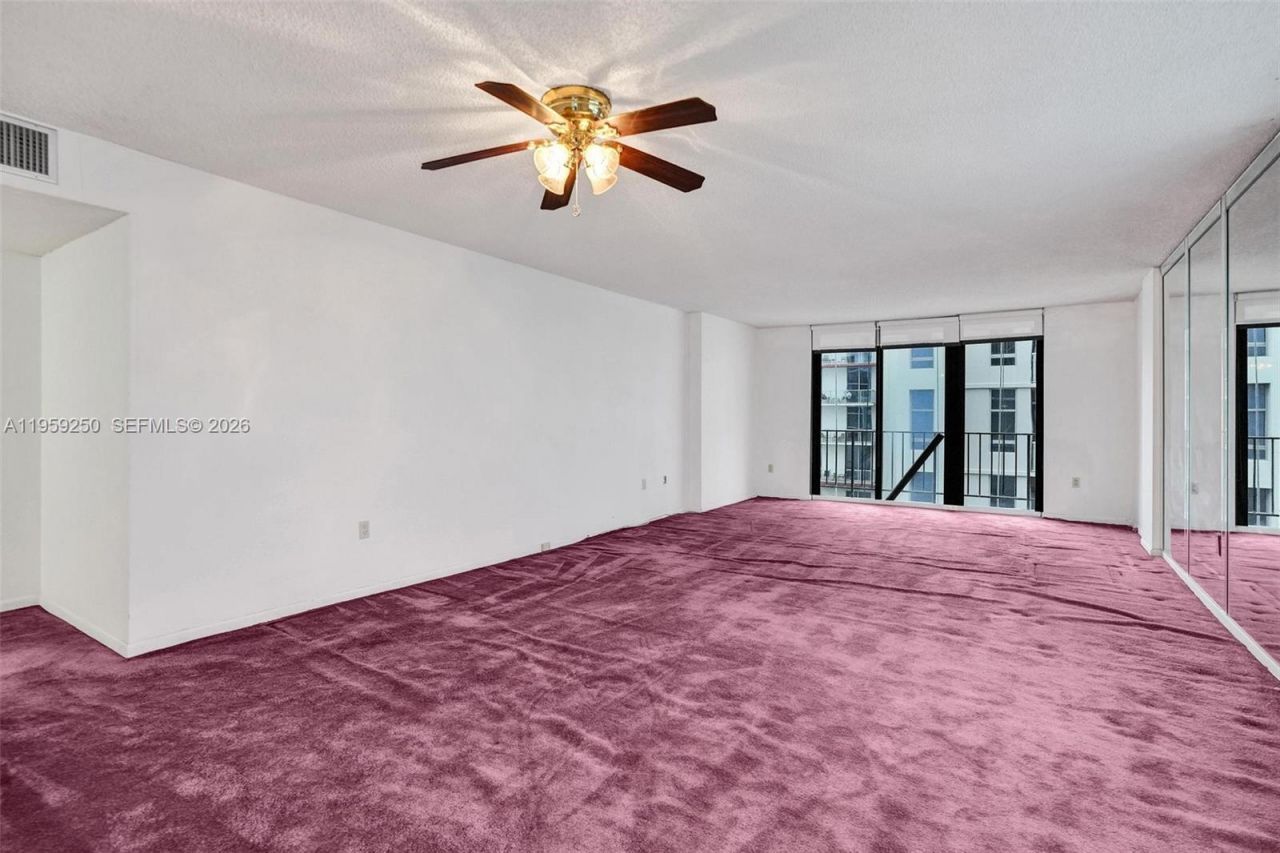 322 Buchanan St , Unit 506, Hollywood, FL 33019 Photo