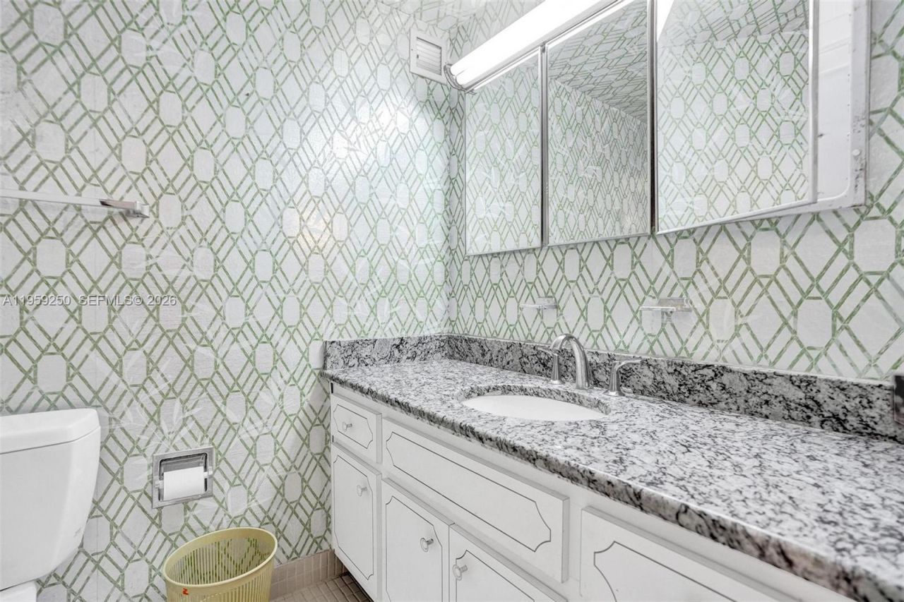 322 Buchanan St , Unit 506, Hollywood, FL 33019 Photo