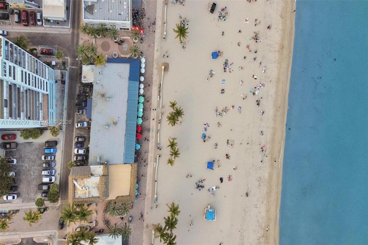 322 Buchanan St , Unit 506, Hollywood, FL 33019 Photo