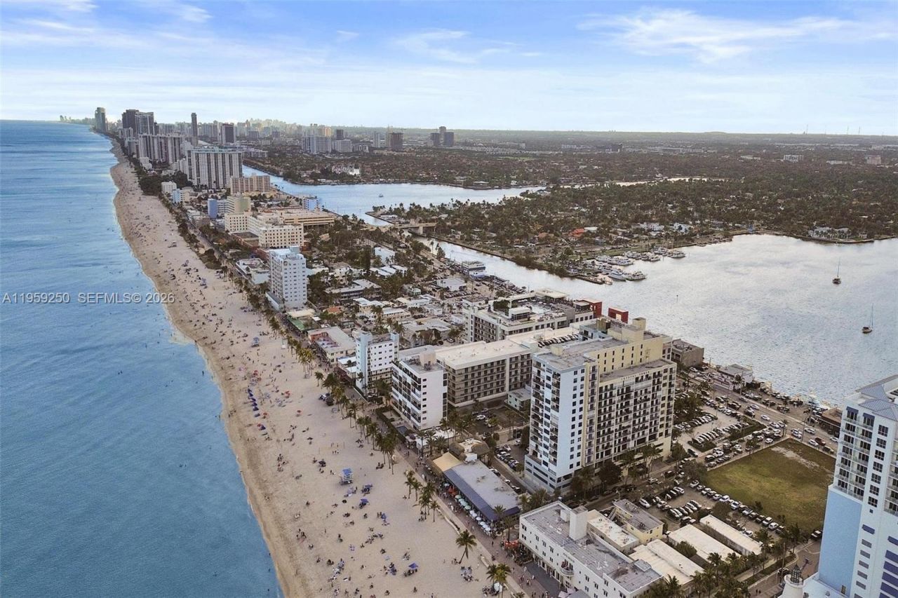 322 Buchanan St , Unit 506, Hollywood, FL 33019 Photo