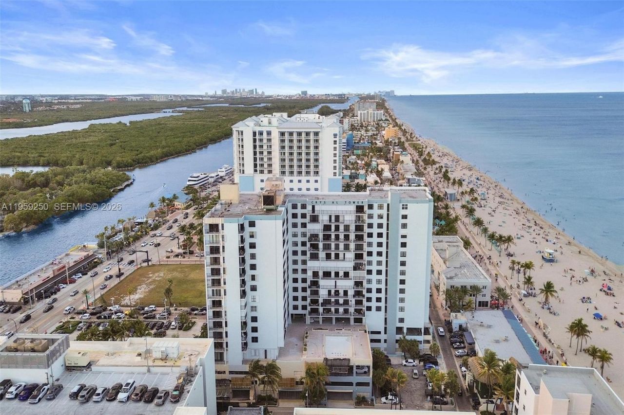 322 Buchanan St , Unit 506, Hollywood, FL 33019 Photo