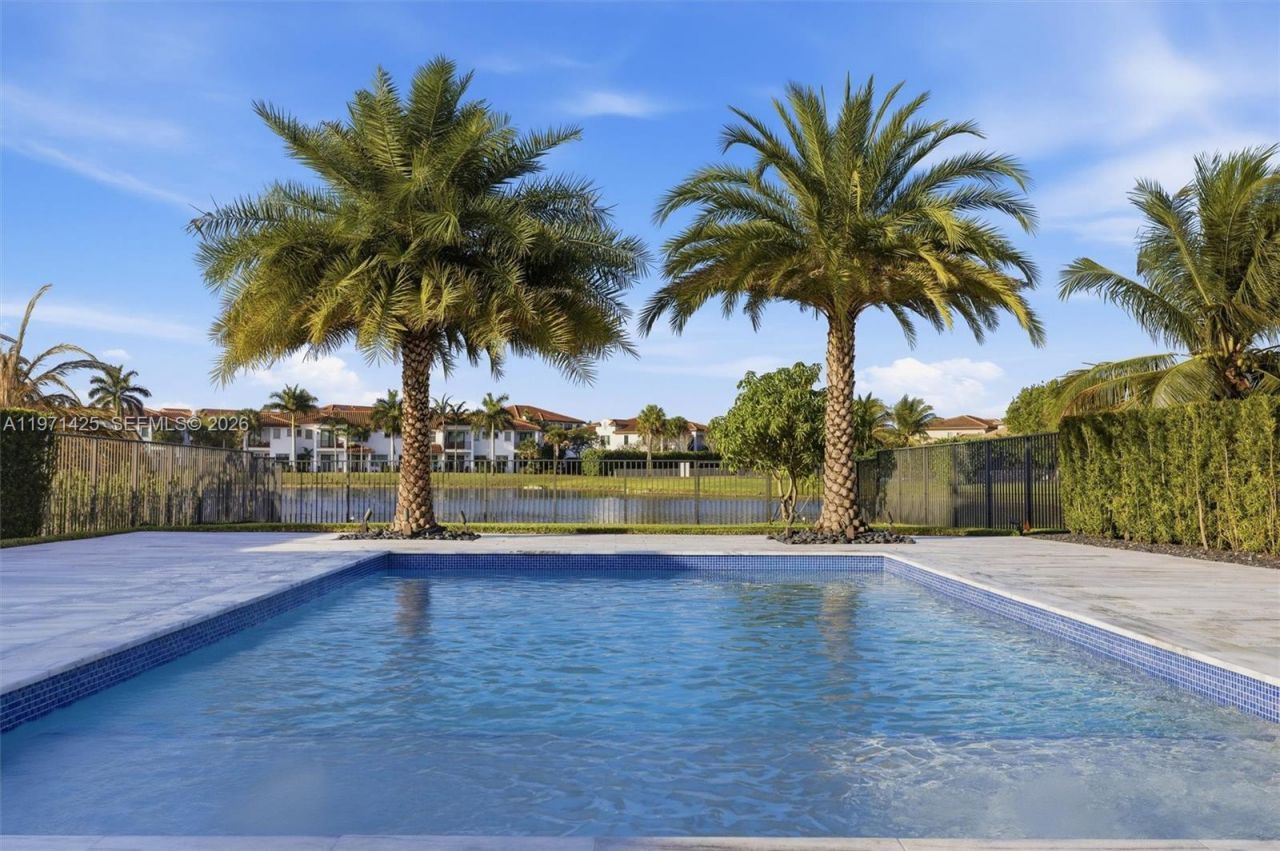 1282 SW 113th Way , Pembroke Pines, FL 33025 Photo