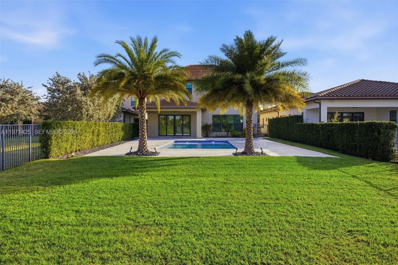 1282 SW 113th Way , Pembroke Pines, FL 33025 Photo