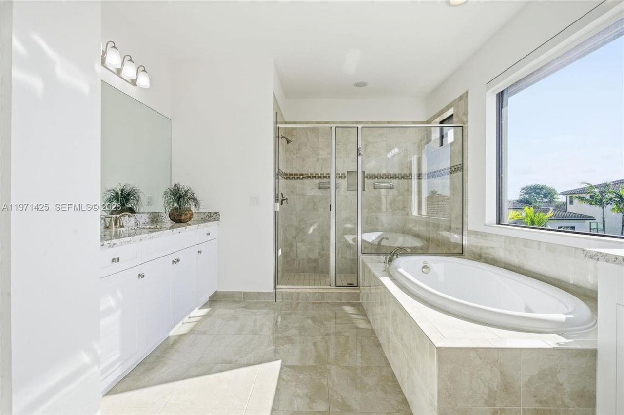 1282 SW 113th Way , Pembroke Pines, FL 33025 Photo