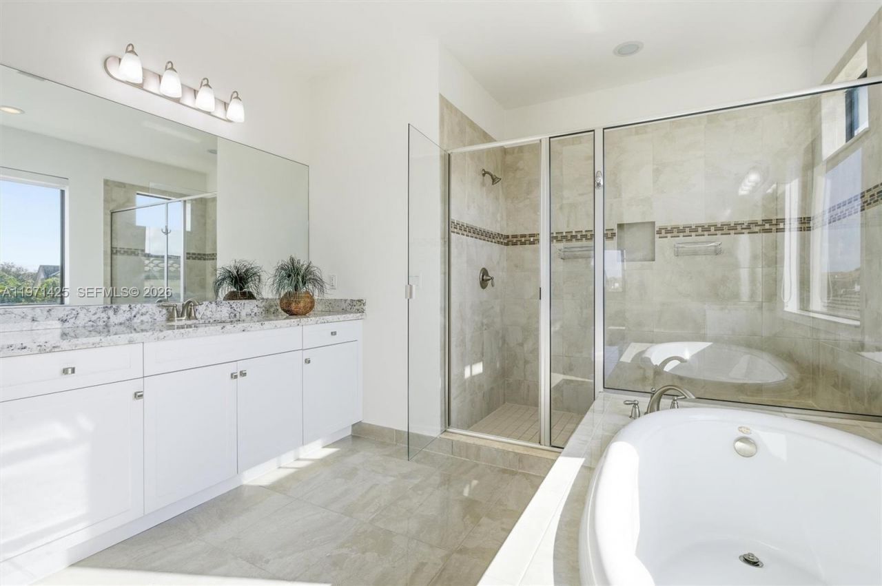 1282 SW 113th Way , Pembroke Pines, FL 33025 Photo