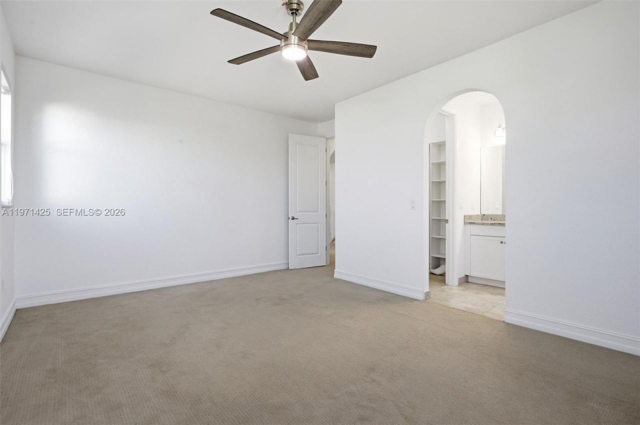 1282 SW 113th Way , Pembroke Pines, FL 33025 Photo