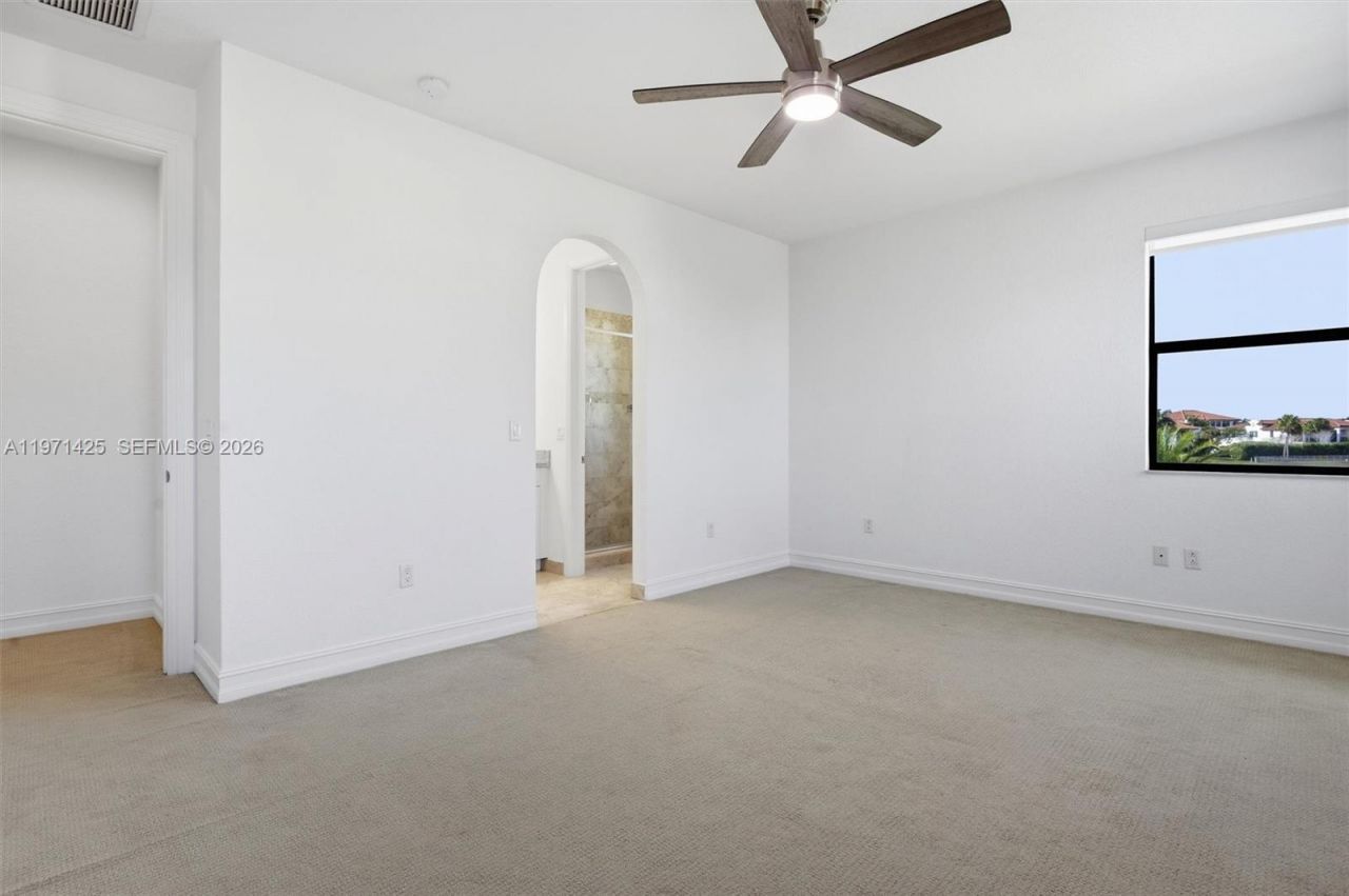 1282 SW 113th Way , Pembroke Pines, FL 33025 Photo