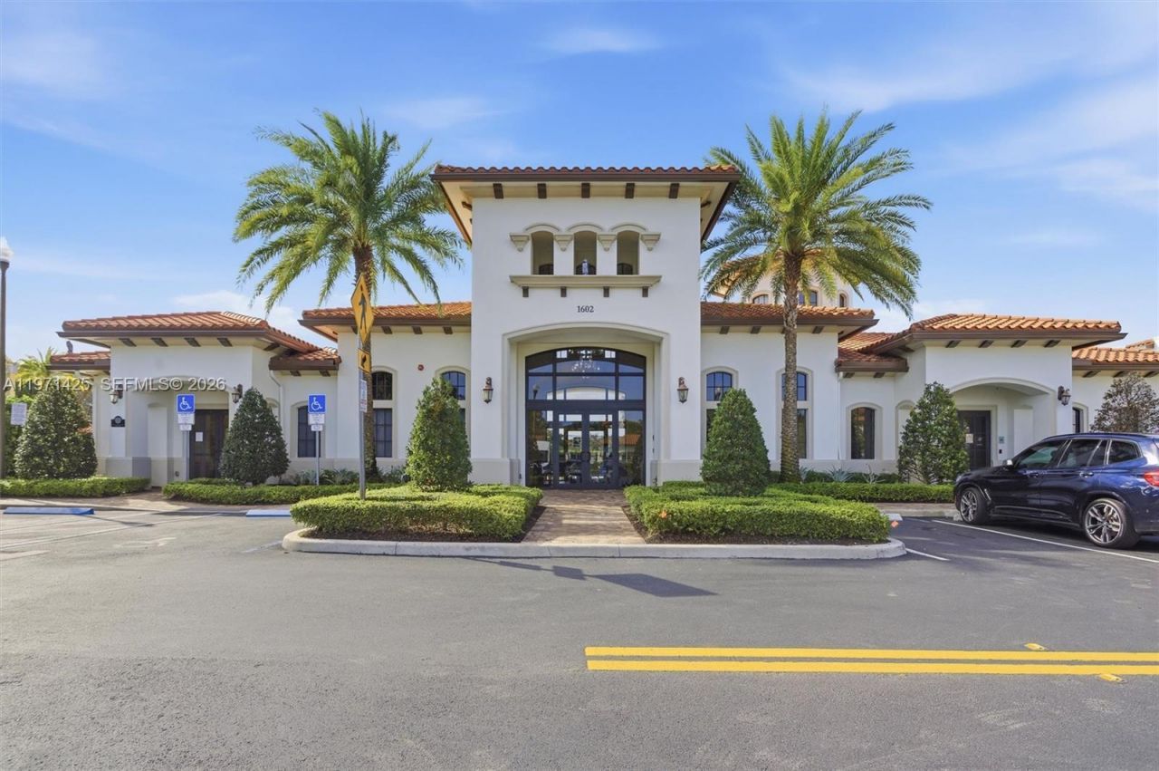 1282 SW 113th Way , Pembroke Pines, FL 33025 Photo