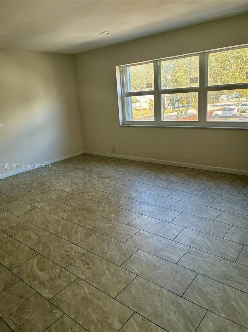 1958 Monroe St, Unit 210, Hollywood, FL 33020 Photo