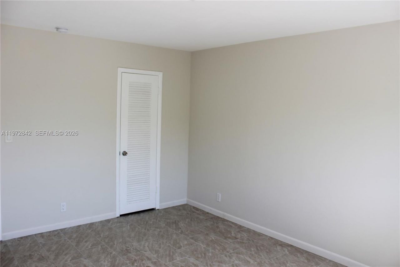 1958 Monroe St, Unit 210, Hollywood, FL 33020 Photo