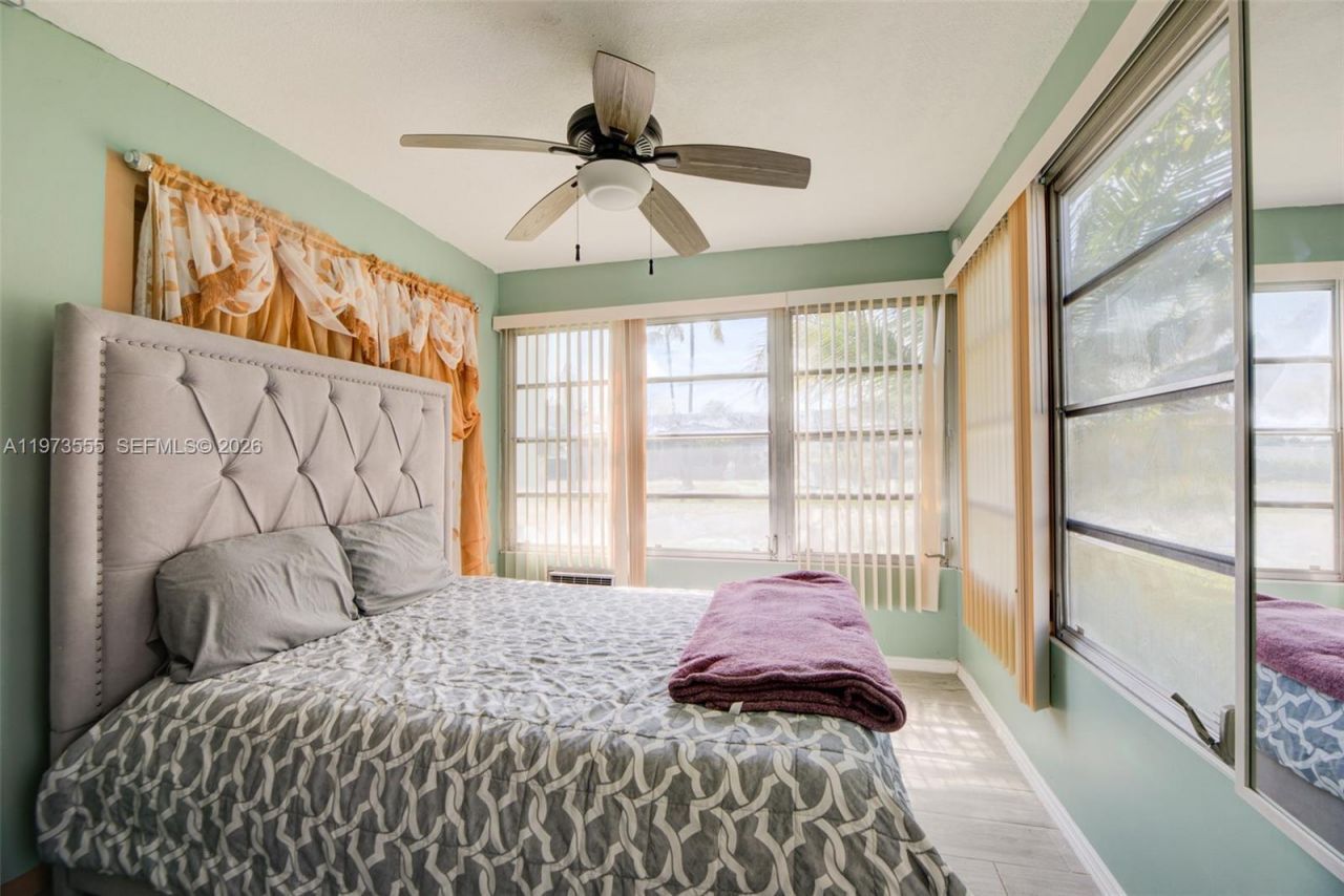 995 NW 74th Ave, Margate, FL 33063 Photo