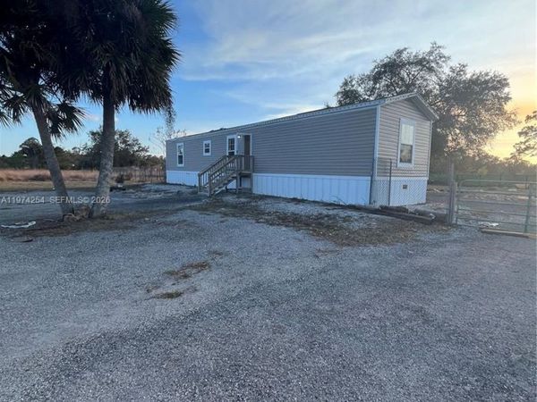 260 N Nogal St., Clewiston, FL 33440