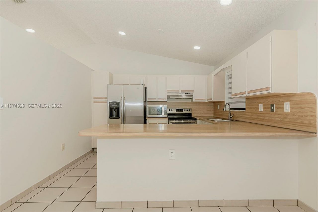 5790 SW 148th Pl, Miami, FL 33193 Photo