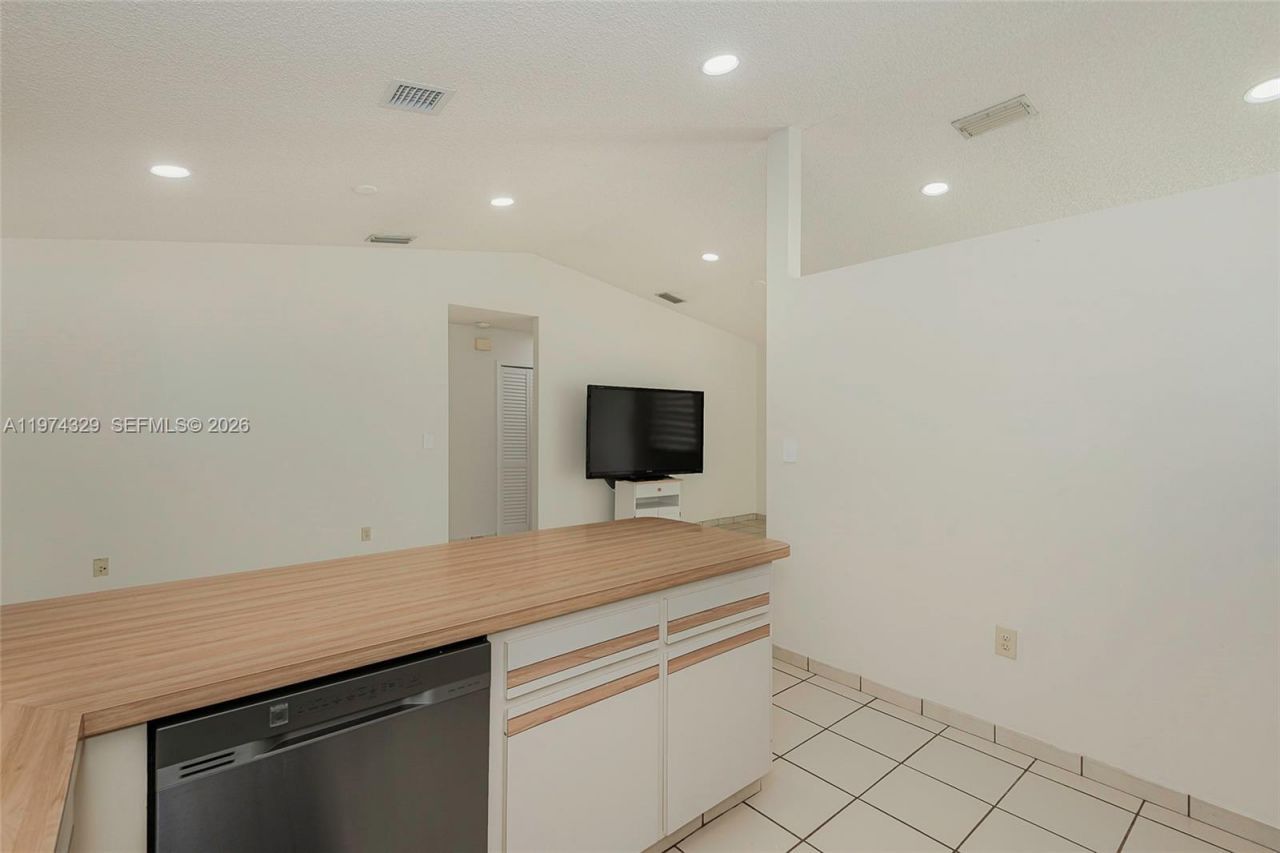 5790 SW 148th Pl, Miami, FL 33193 Photo