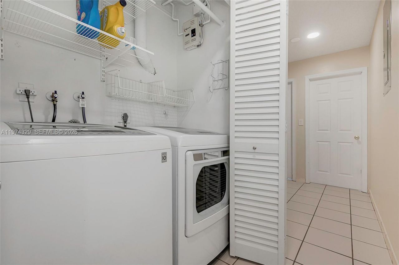 5790 SW 148th Pl, Miami, FL 33193 Photo