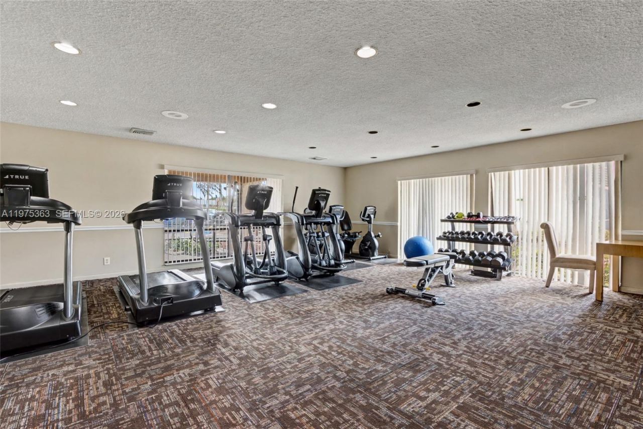 6701 N University Dr , Unit 210, Tamarac, FL 33321 Photo