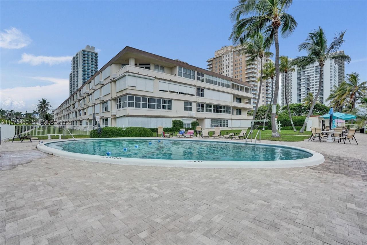1936 S Ocean , Unit 21D, Hallandale Beach, FL 33009 Photo