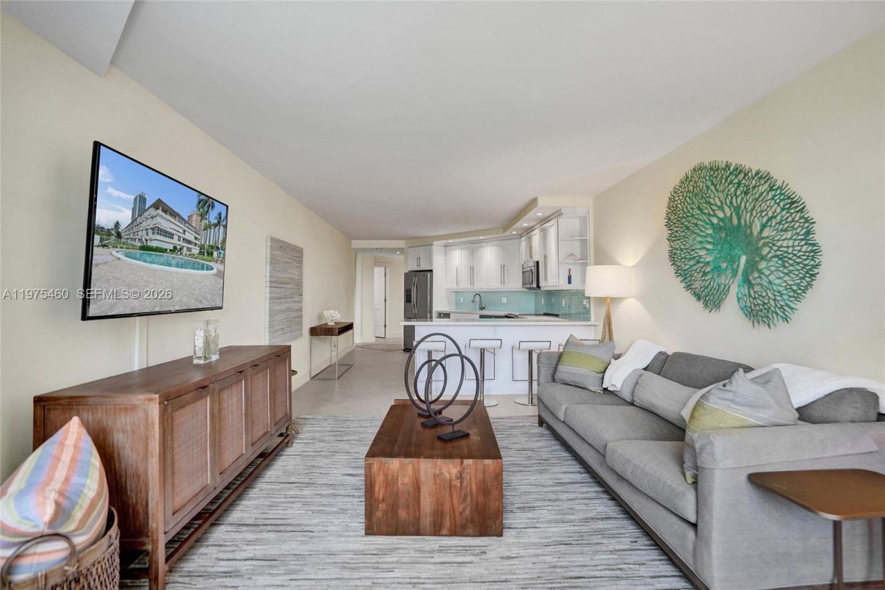 1936 S Ocean , Unit 21D, Hallandale Beach, FL 33009 Photo