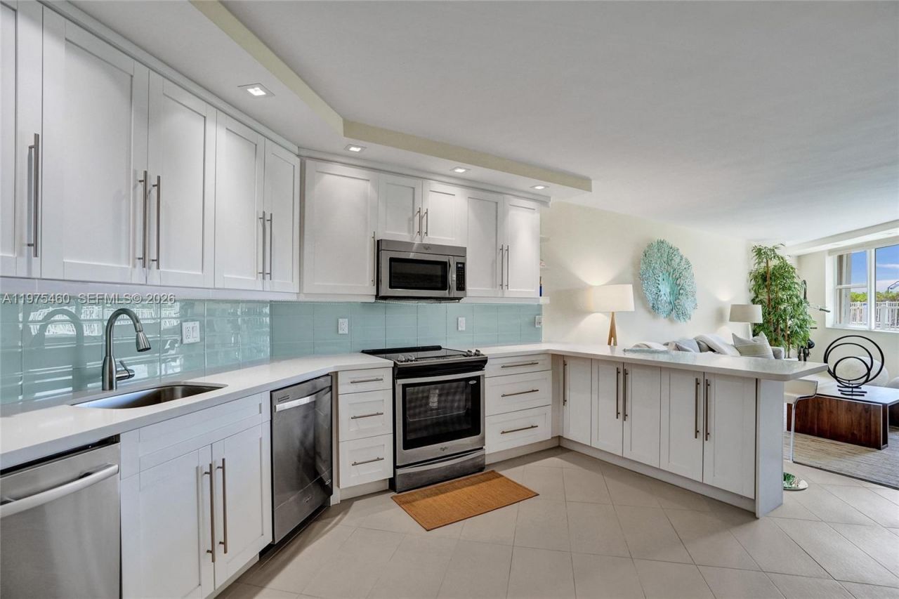 1936 S Ocean , Unit 21D, Hallandale Beach, FL 33009 Photo