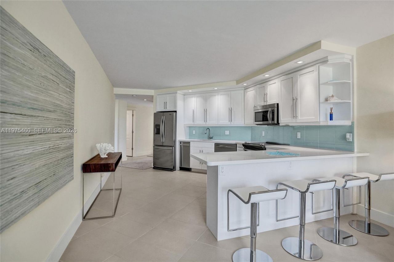 1936 S Ocean , Unit 21D, Hallandale Beach, FL 33009 Photo