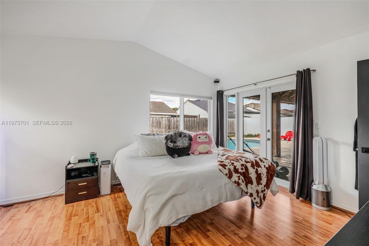 16101 SW 73rd St, Miami, FL 33193 Photo