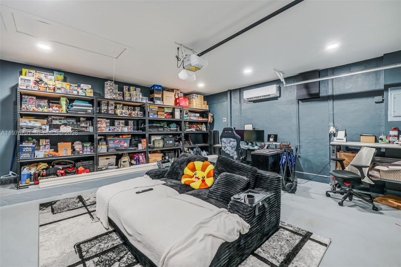 16101 SW 73rd St, Miami, FL 33193 Photo