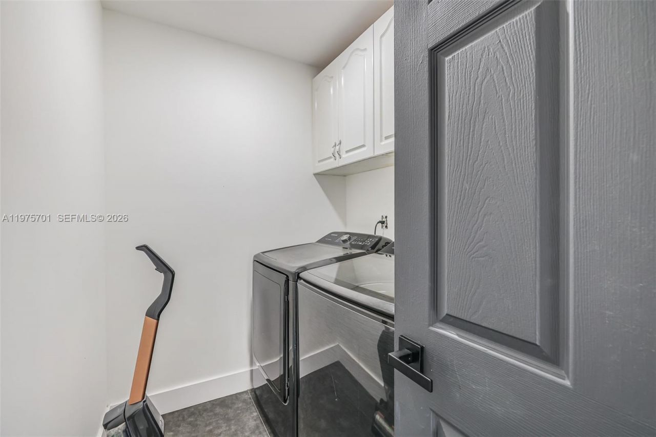 16101 SW 73rd St, Miami, FL 33193 Photo