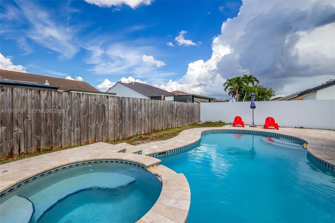 16101 SW 73rd St, Miami, FL 33193 Photo