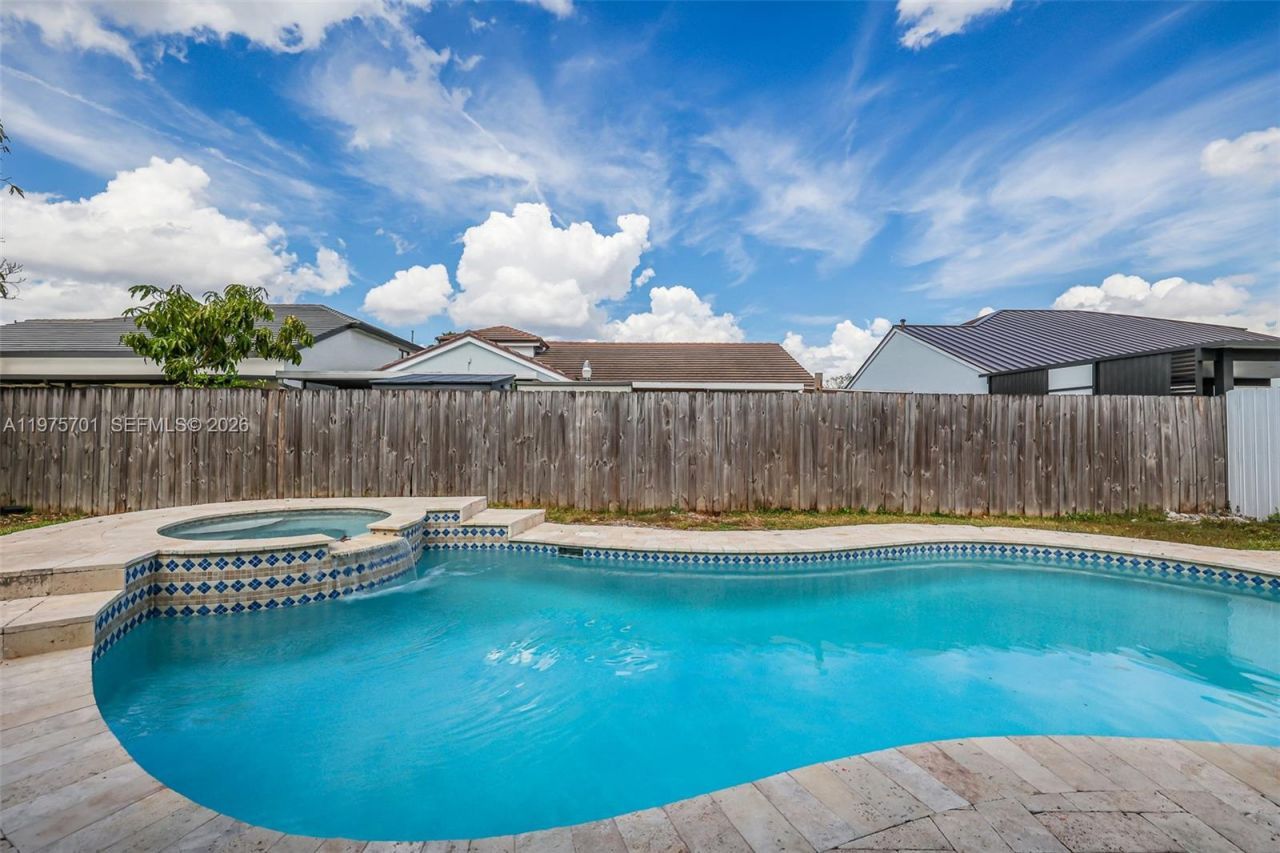 16101 SW 73rd St, Miami, FL 33193 Photo