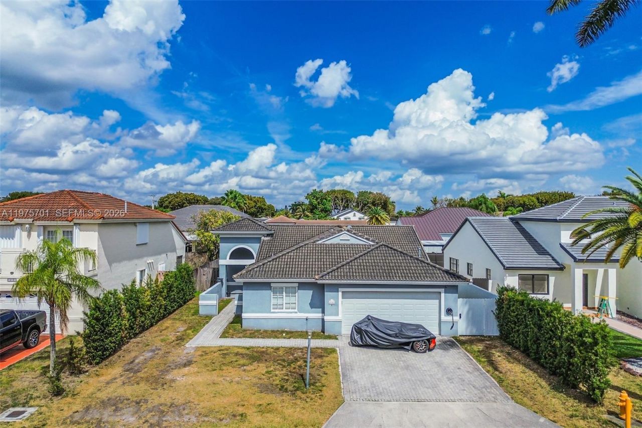 16101 SW 73rd St, Miami, FL 33193 Photo