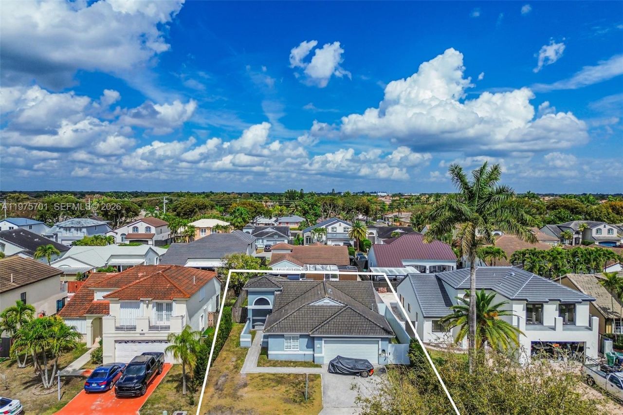 16101 SW 73rd St, Miami, FL 33193 Photo