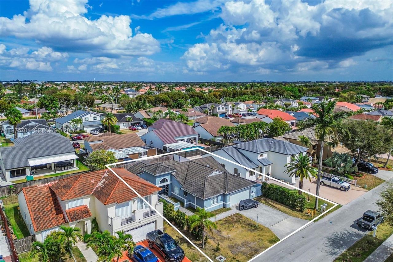 16101 SW 73rd St, Miami, FL 33193 Photo