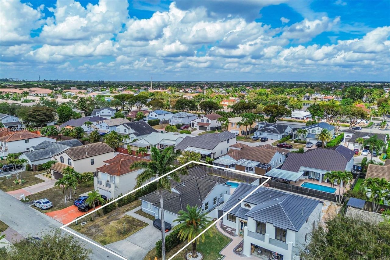 16101 SW 73rd St, Miami, FL 33193 Photo