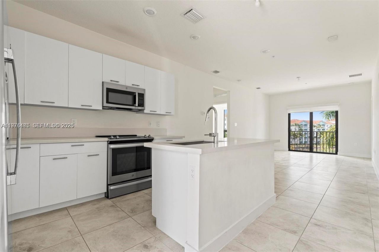 4636 NW 84th Ave , Unit 48, Doral, FL 33166 Photo