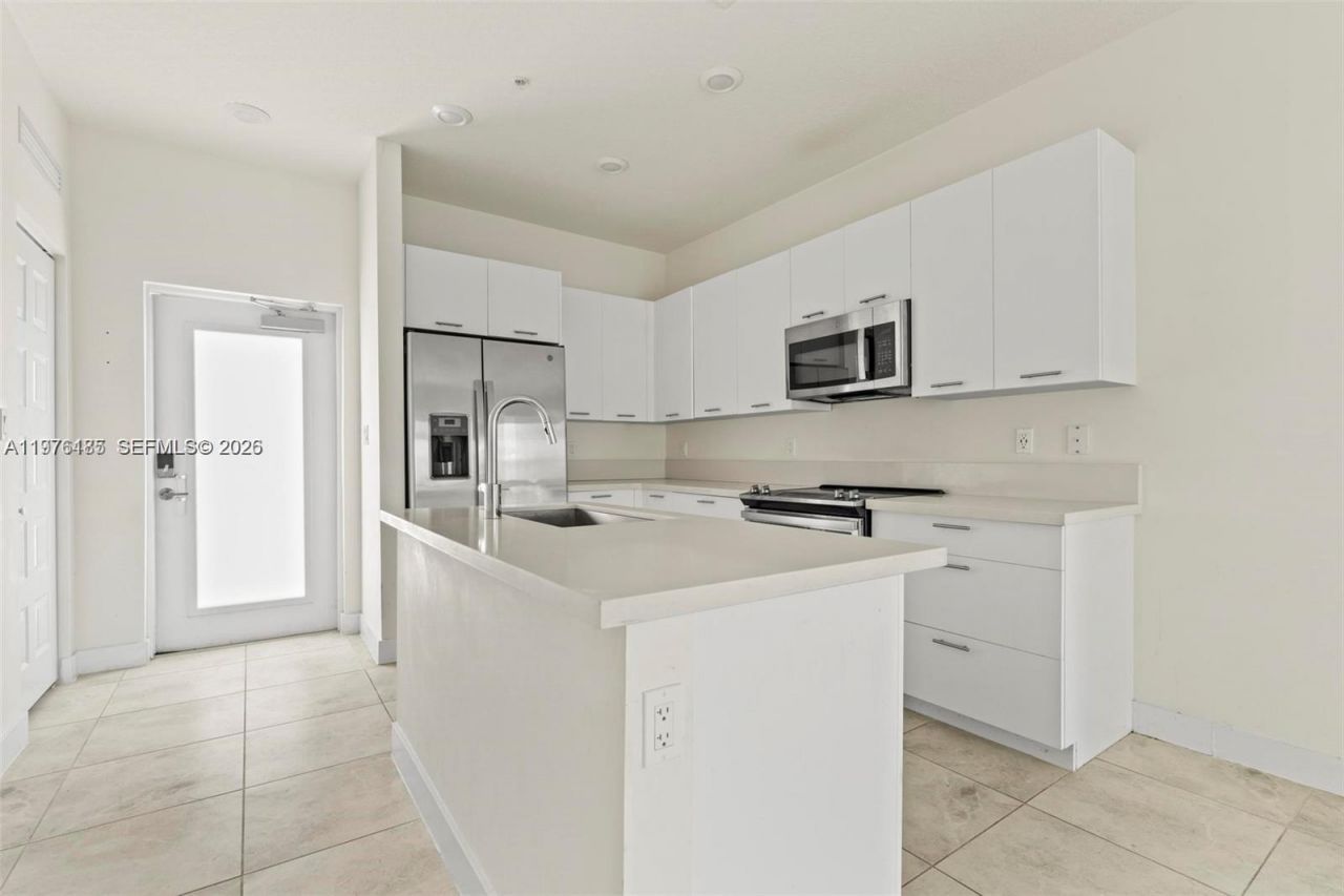 4636 NW 84th Ave , Unit 48, Doral, FL 33166 Photo