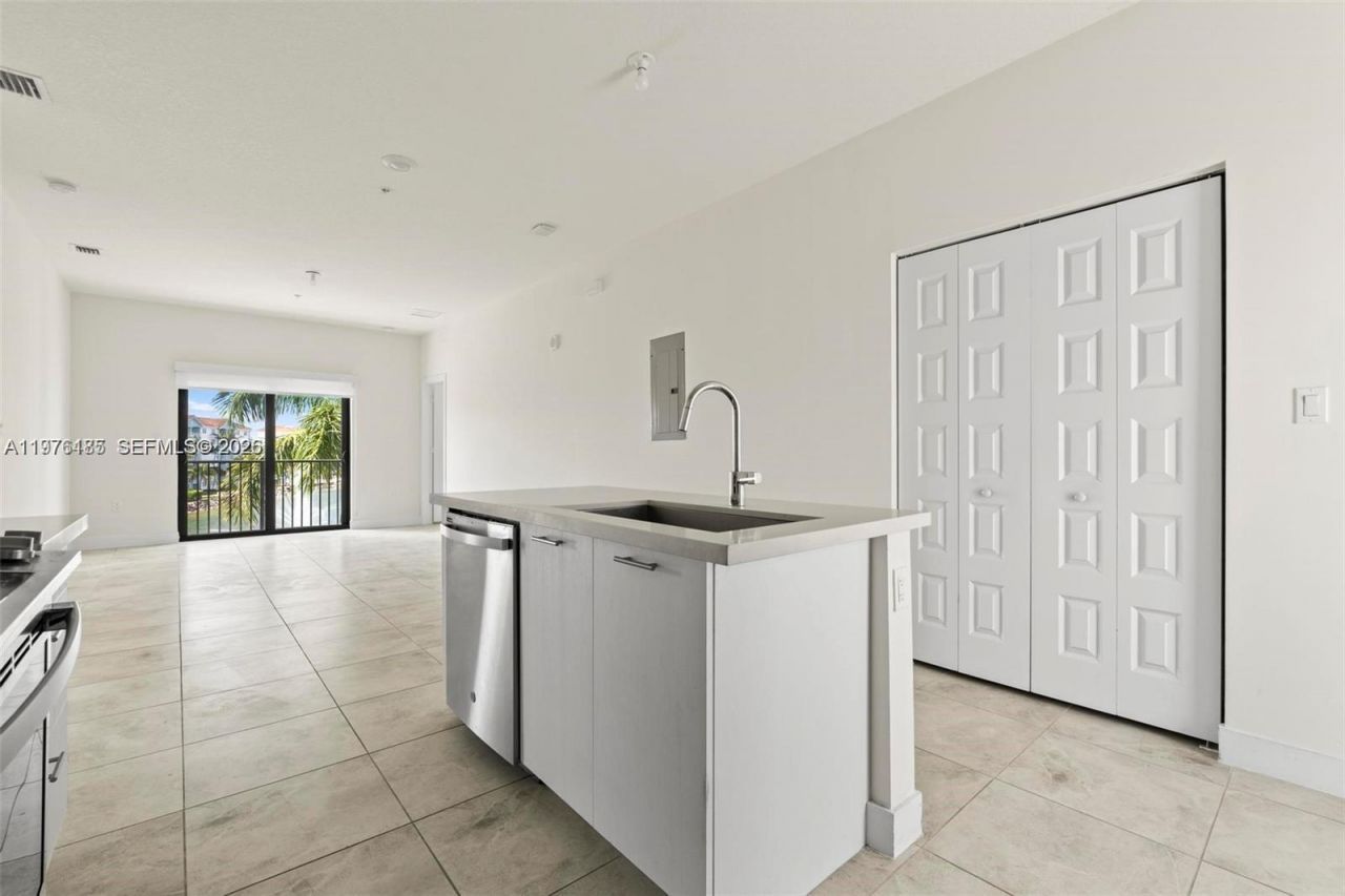 4636 NW 84th Ave , Unit 48, Doral, FL 33166 Photo