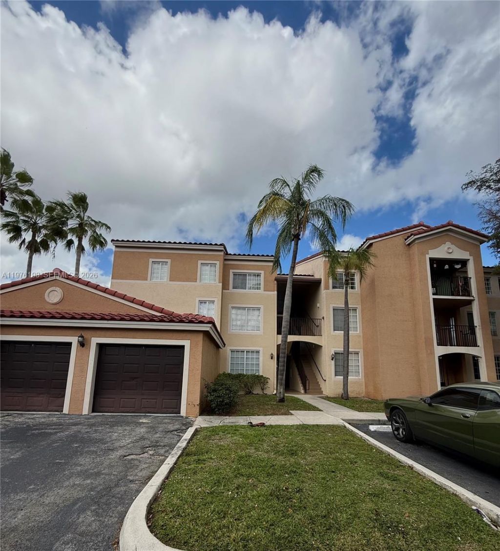 2061 Renaissance Blvd , Unit 302, Miramar, FL 33025 Photo