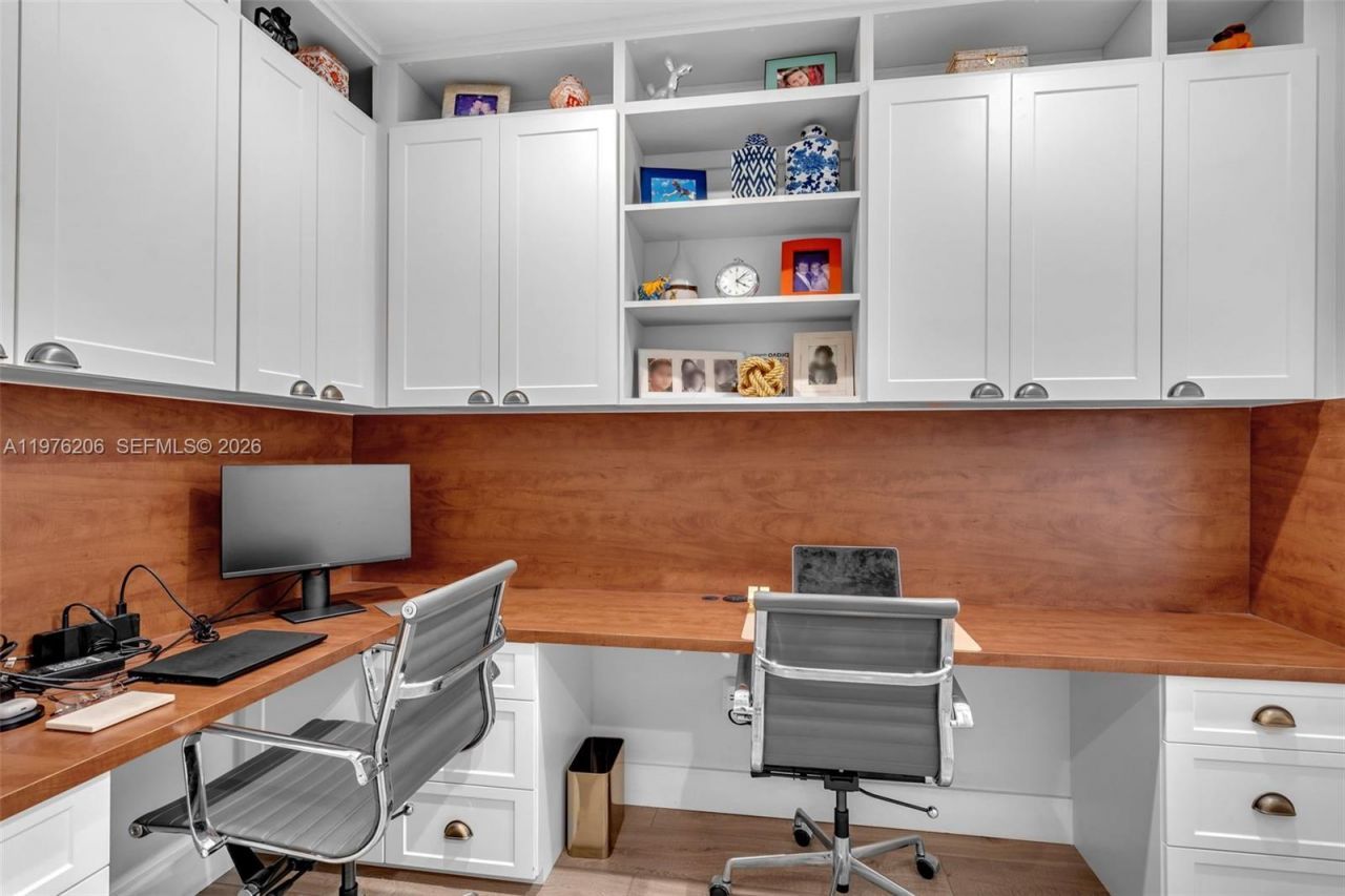 6235 Alton Rd , Miami Beach, FL 33140 Photo