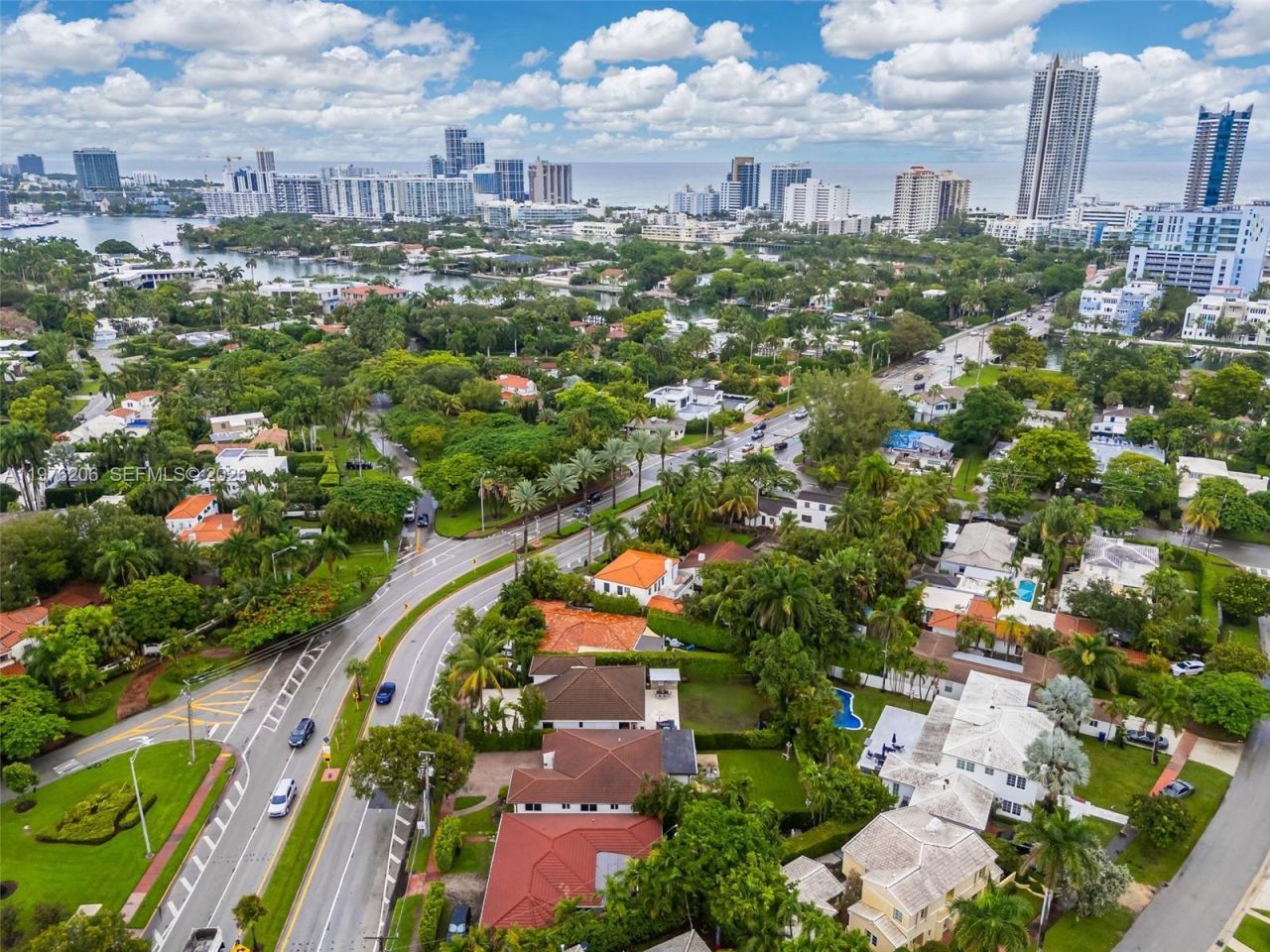 6235 Alton Rd , Miami Beach, FL 33140 Photo