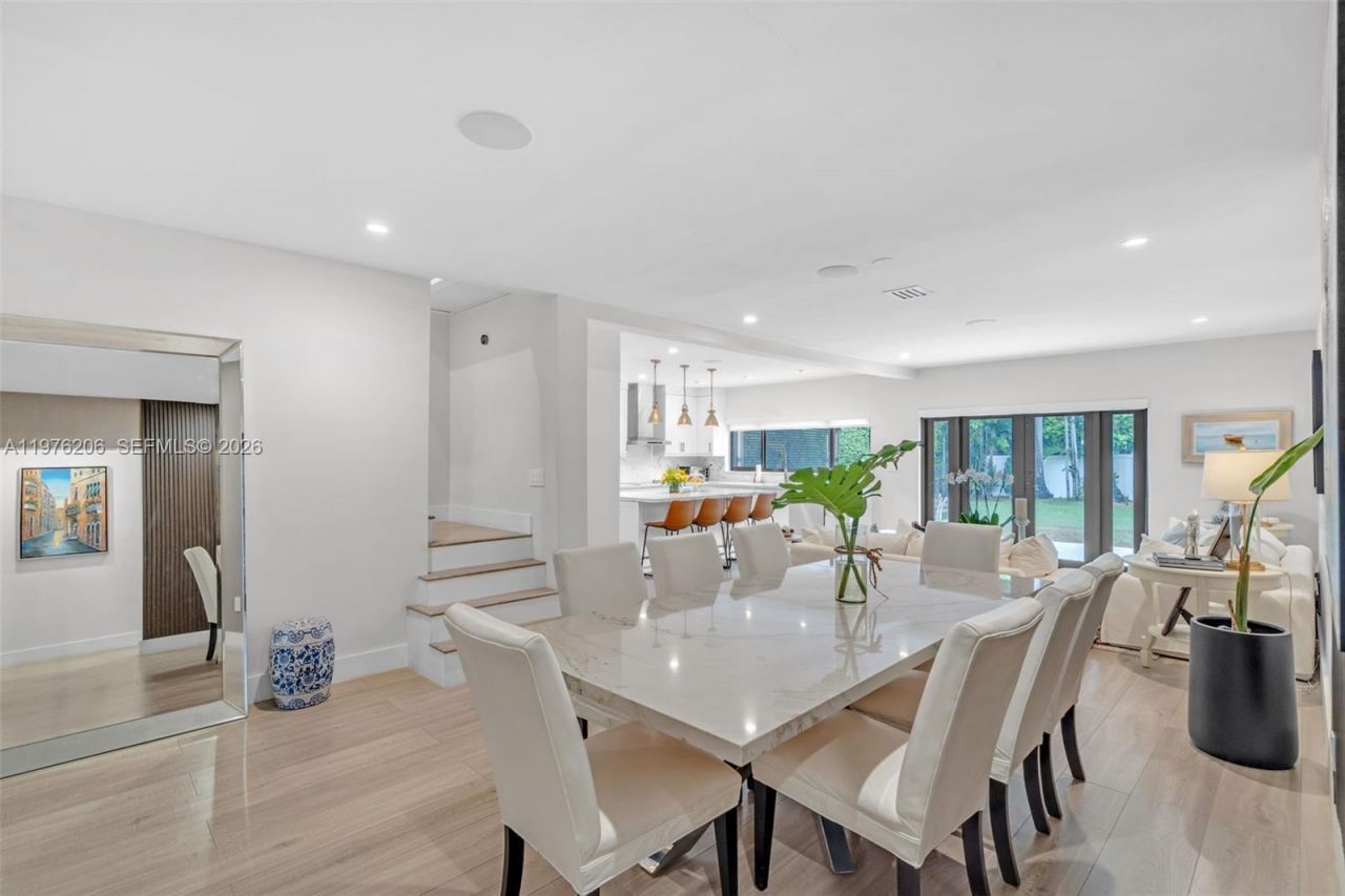 6235 Alton Rd , Miami Beach, FL 33140 Photo