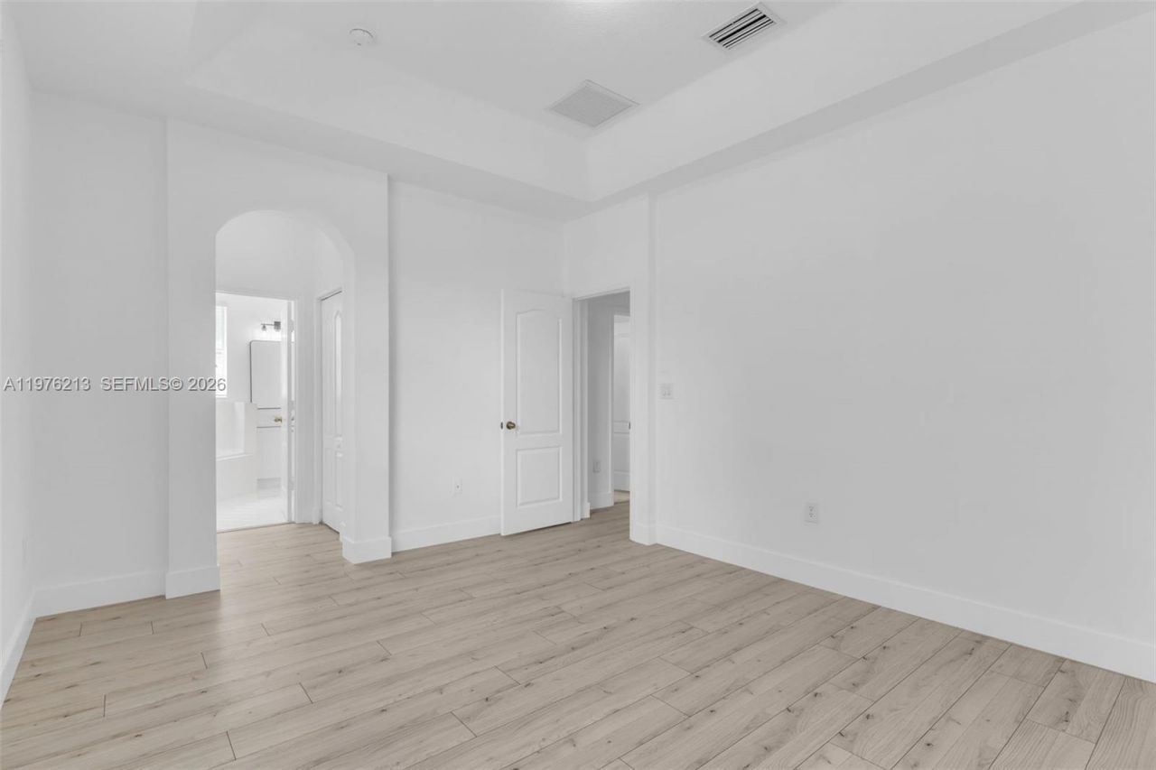 925 SW 152nd Ct , Miami, FL 33194 Photo