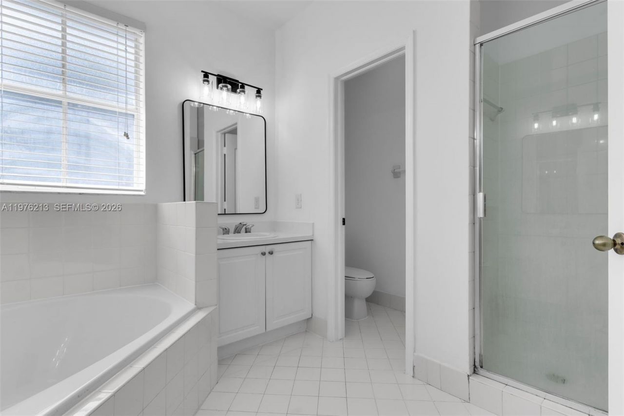 925 SW 152nd Ct , Miami, FL 33194 Photo