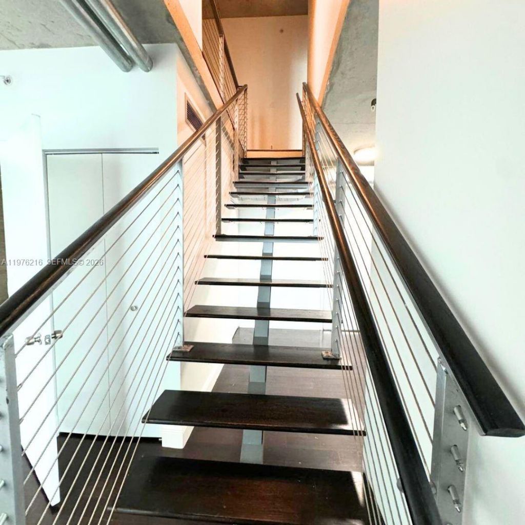 690 SW 1st Ct , Unit PHI24, Miami, FL 33130 Photo