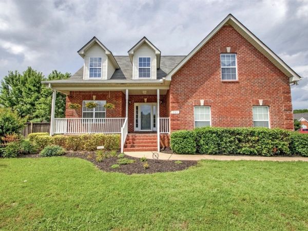 189 Red Jacket Trace , Murfreesboro, TN 37127