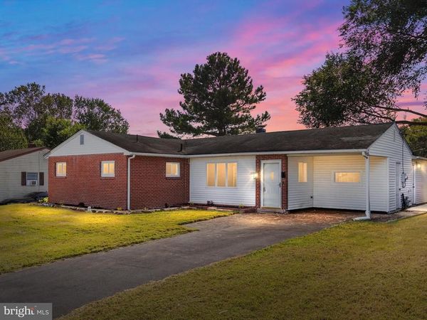 102 LONGVIEW DRIVE, NEWARK, DE 19711