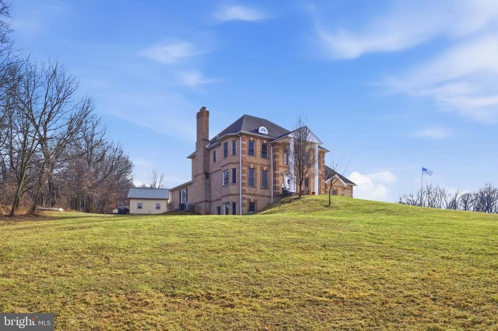 21111 GREENBRIER ROAD, BOONSBORO, MD 21713