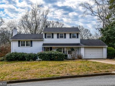 823 NEAL DRIVE, ALEXANDRIA, VA 22308